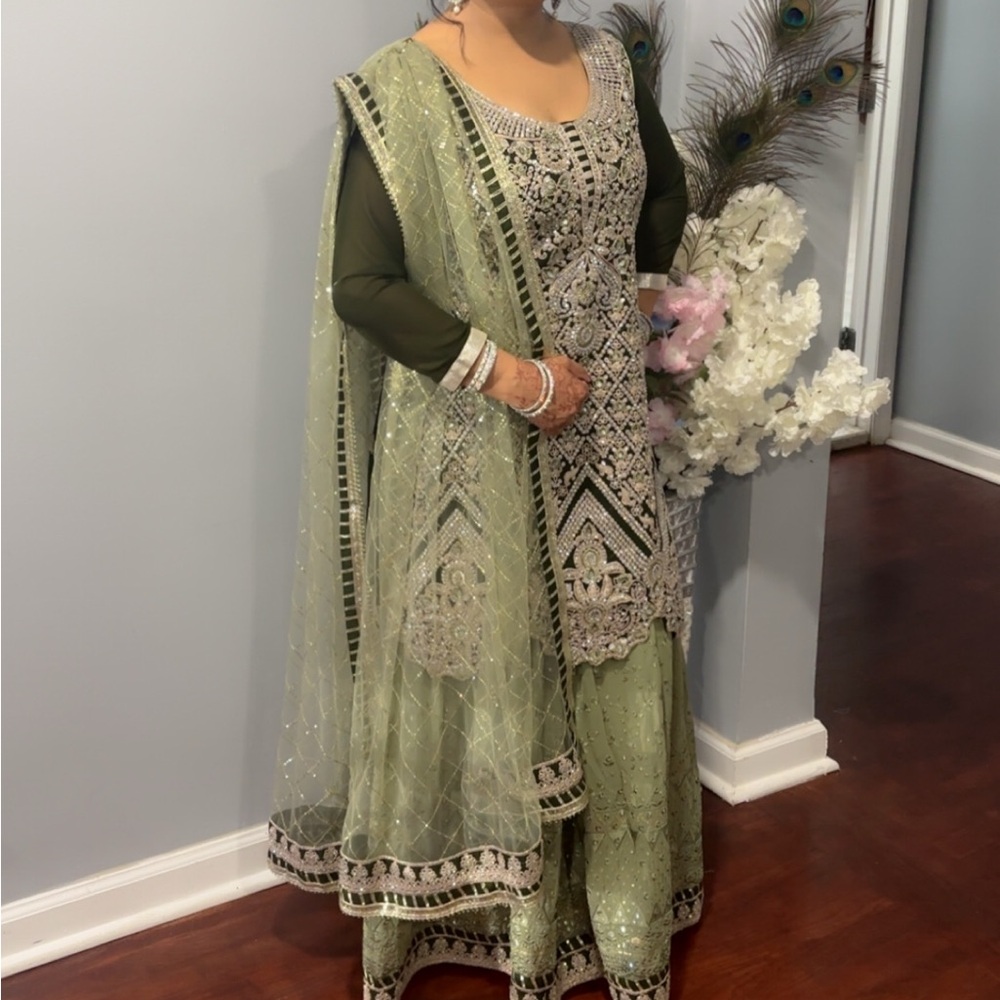 Indian Pakistani Punjabi - Sharara in Elegant Green Embroidered Dress